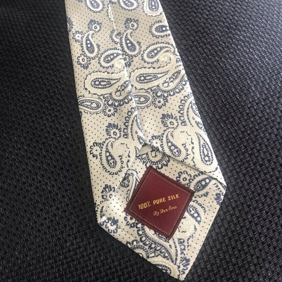 Designer Ties - Picture 3 of 6